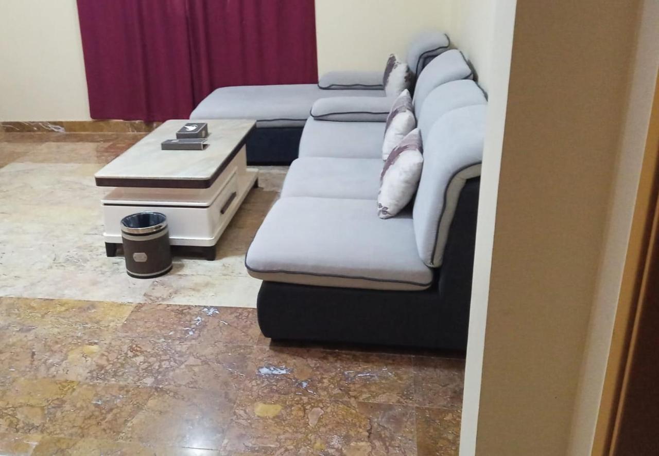 Farah Hotel Apartment Maszkat Kültér fotó
